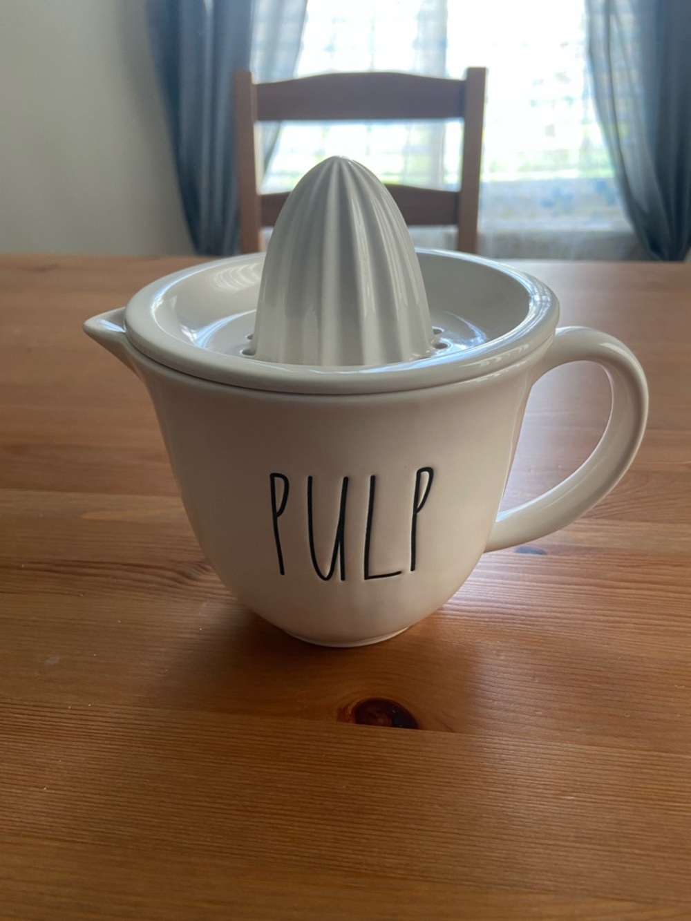 Ceramic Citrus Juicer